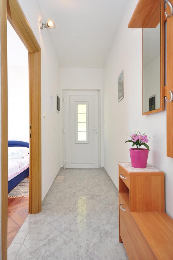 Apartments Marija Писак Екстериор снимка