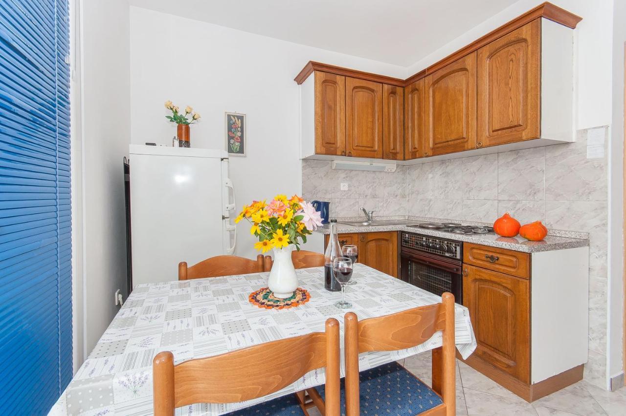 Apartments Marija Писак Екстериор снимка