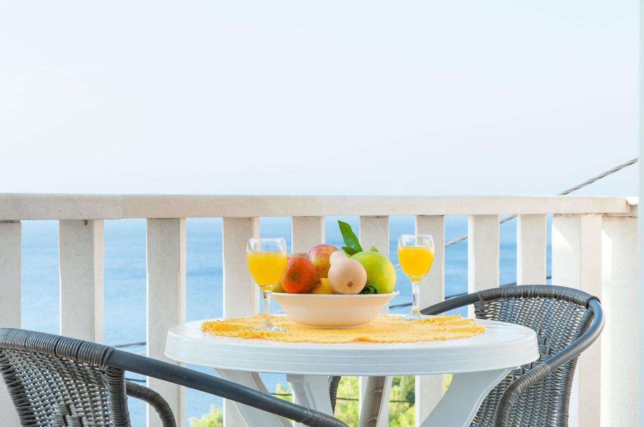 Apartments Marija Писак Екстериор снимка