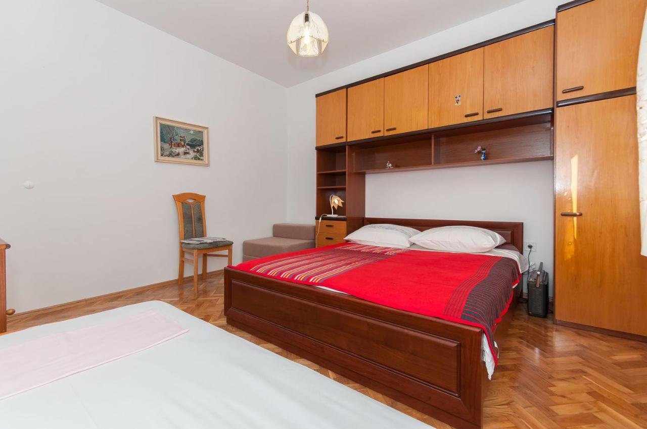 Apartments Marija Писак Екстериор снимка