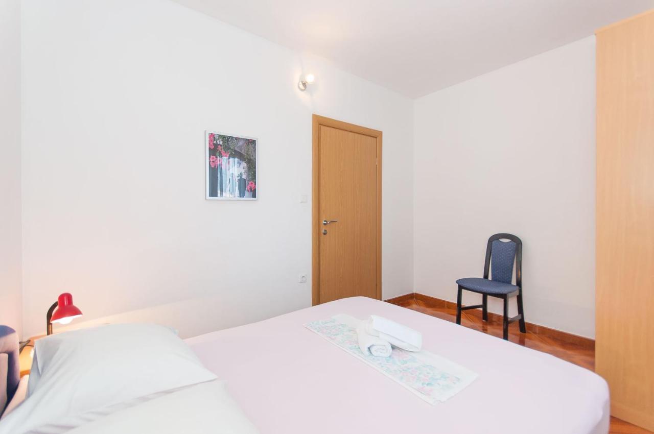 Apartments Marija Писак Екстериор снимка